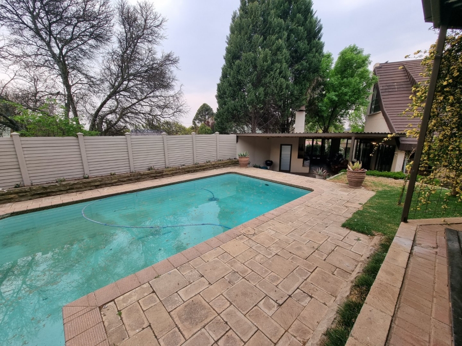 5 Bedroom Property for Sale in Eureka Free State